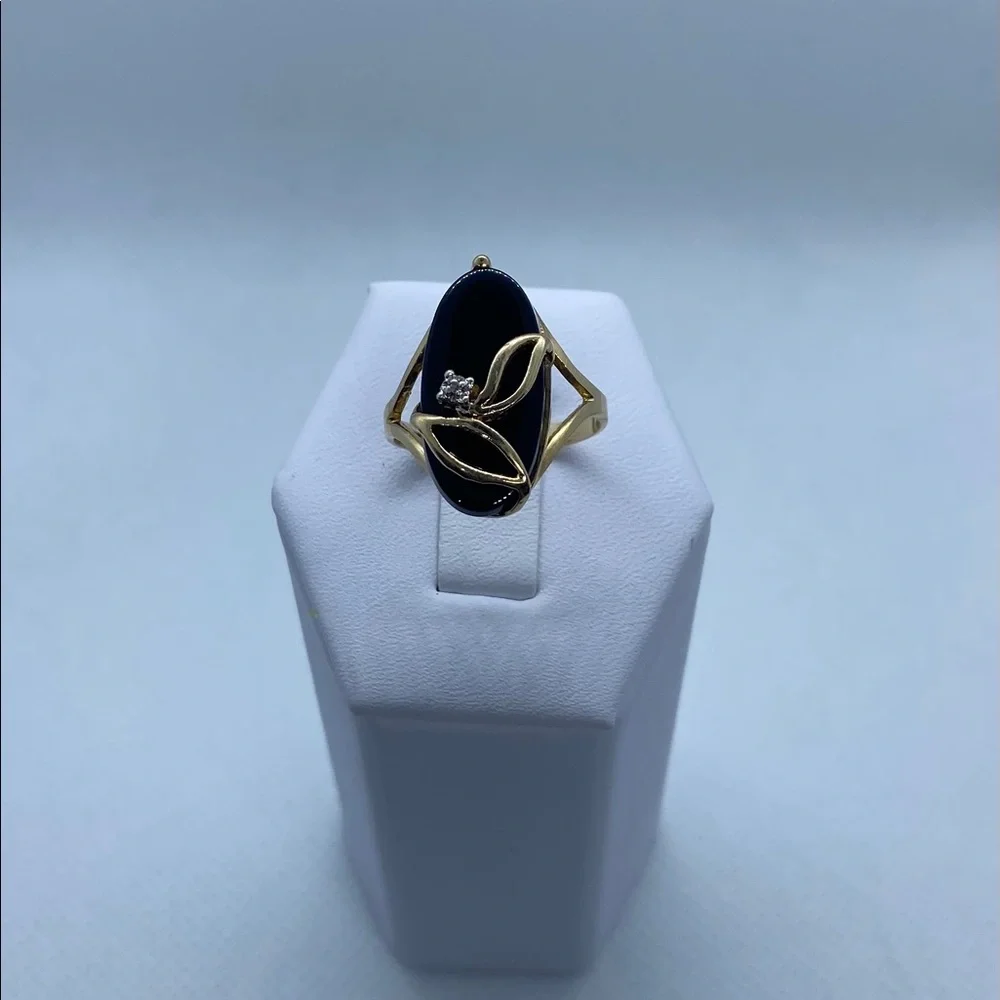 10k gold onyx ring with diamond accent
